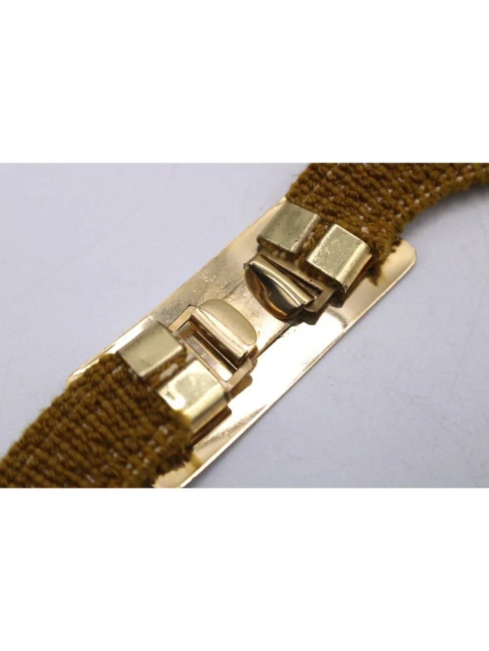Vintage Gold Metal Fish Scale Elastic Stretch Belt Rectangle Buckle Clasp 1970s